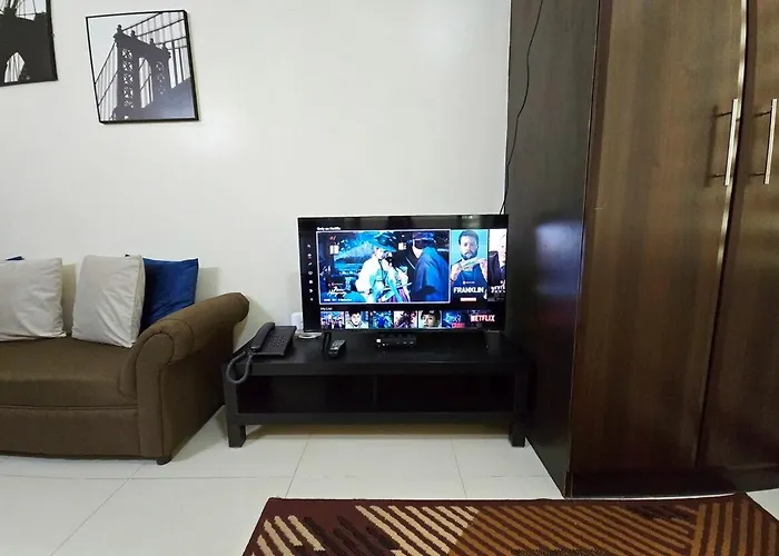 Unit Near Bgc And Makati Manila